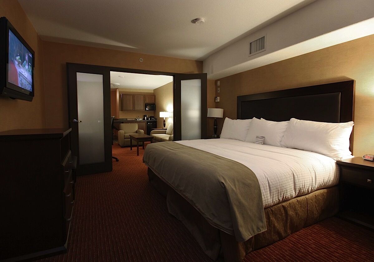 Pomeroy Hotel Fort St. John Habitación foto